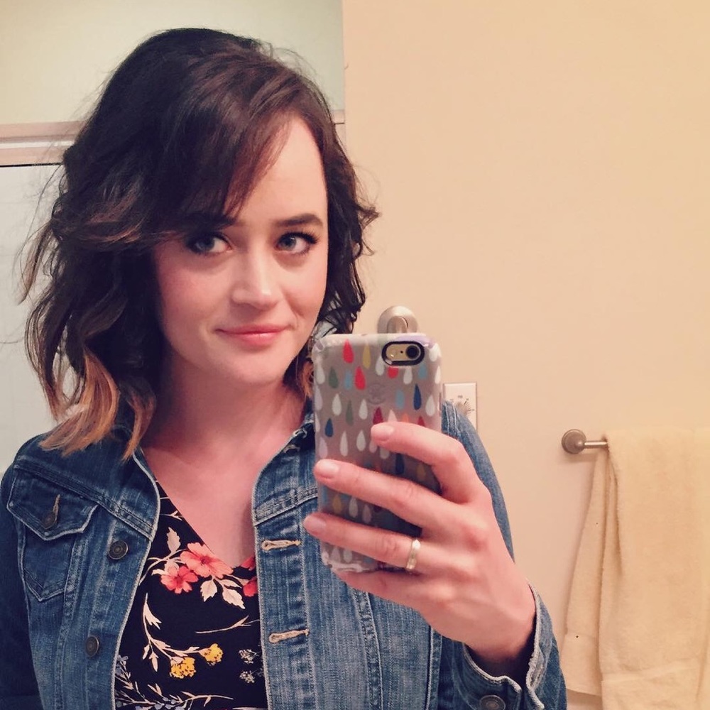 Meet your Posher, Cassandra